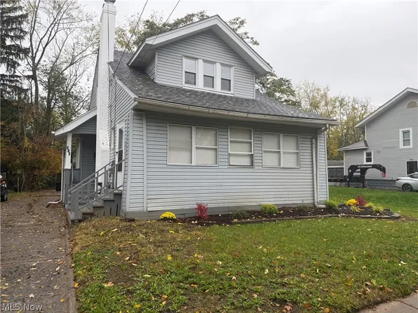 516 Bacon Ave, Akron, OH 44320