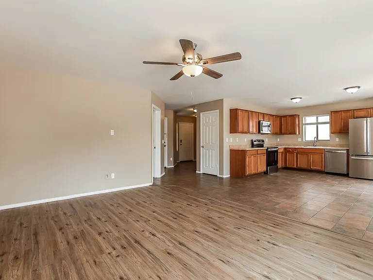 3855 W Belle Ave — Photo 5