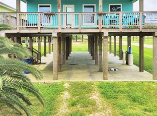 343 Jettyview Rd, Surfside Beach, TX 77541