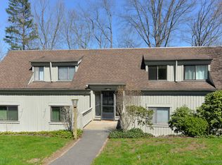 1 Heritage Vlg #A, Southbury, CT 06488