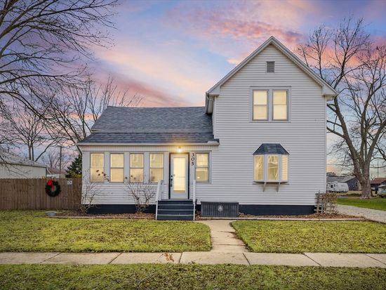 305 S Oak St, Buckley, IL 60918