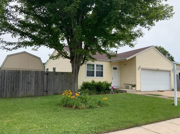 2410 Sunflower Ct, Aurora, IL 60506