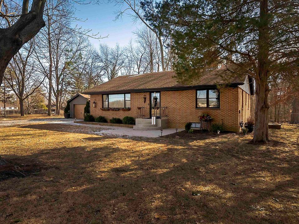 1522 W Harrison Rd, Murphysboro, IL 62966 Zillow