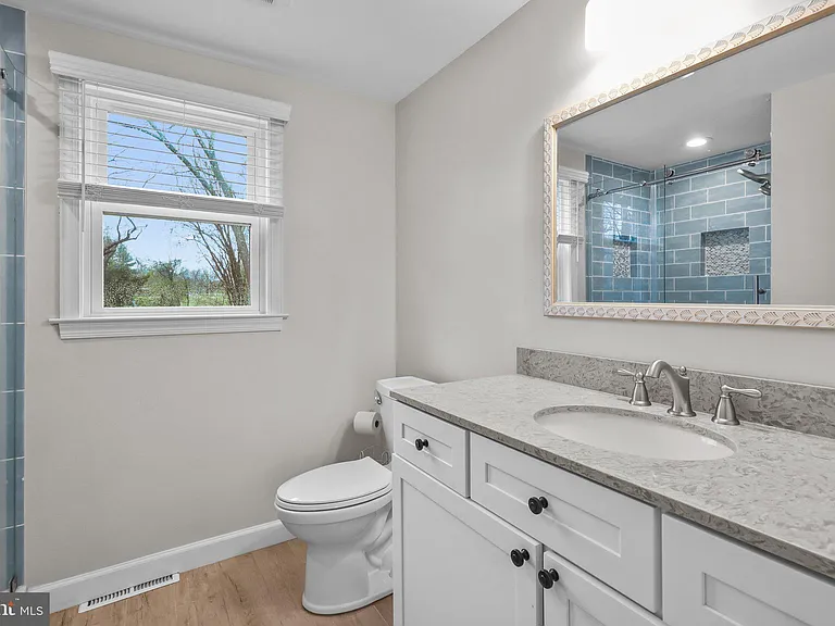 20 Barclay St — Photo 17