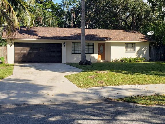 2nd image of 4777 Palm Way