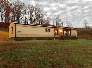 2815 Greenview Rd, South Charleston, WV 25309