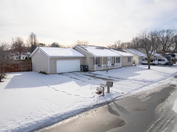 10840 Metea Ln, Osceola, IN 46561