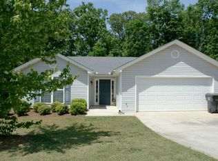 5324 Misty Meadow Dr, Lula, GA 30554