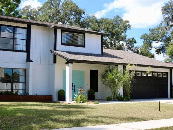 1502 Creekbend Dr, Brandon, FL 33510