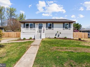 216 Allwood Dr, Glen Burnie, MD
