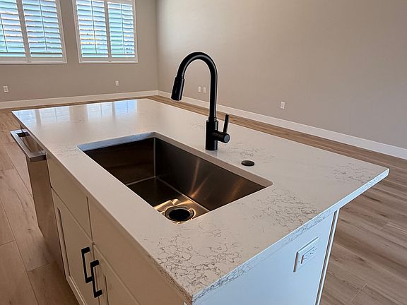 4th image of 6093 W McAlpine Ln