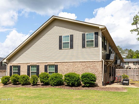5th image of 129 Lark Drive
