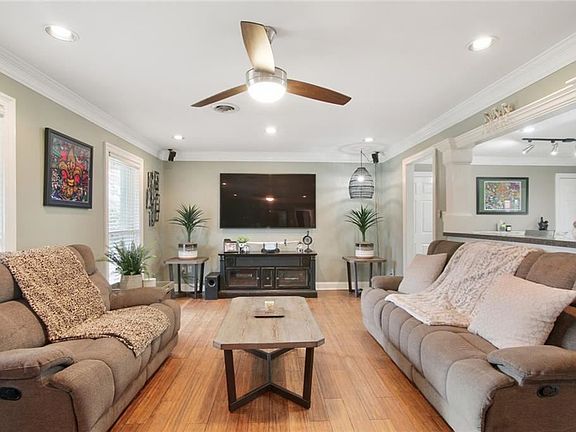 4th image of 616 Fairlawn Dr
