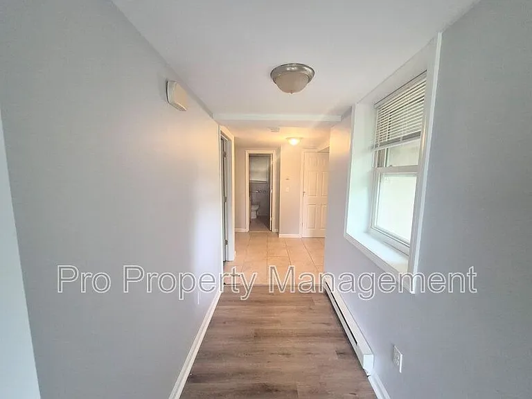 14 Edgewood Rd #1 — Photo 5