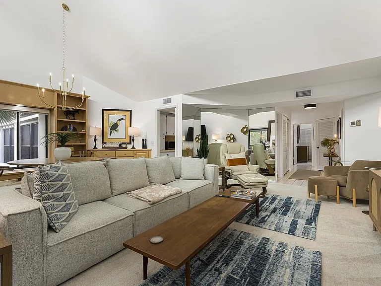2155 Galleon Dr #E4 — Photo 9