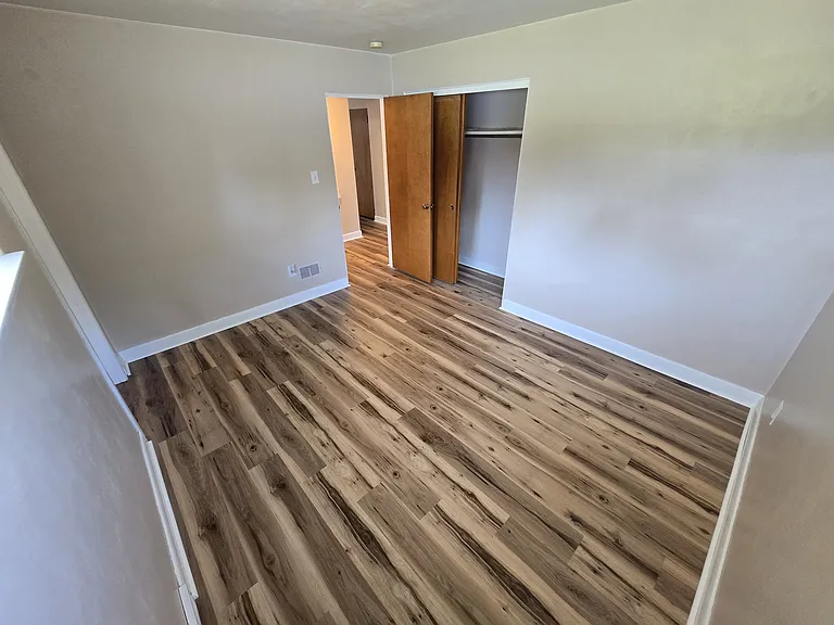 236 W Granada Ave — Photo 14
