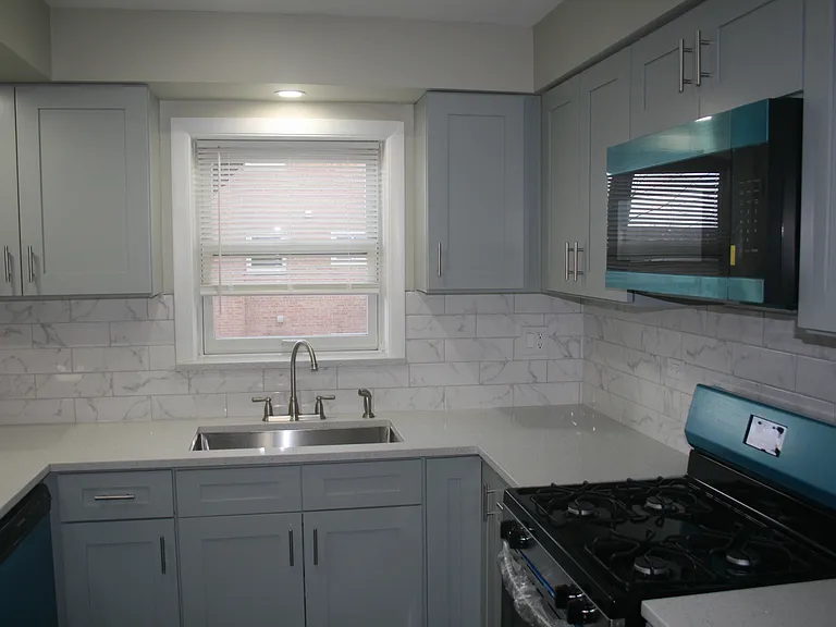7330 W Carol St #1 — Photo 4