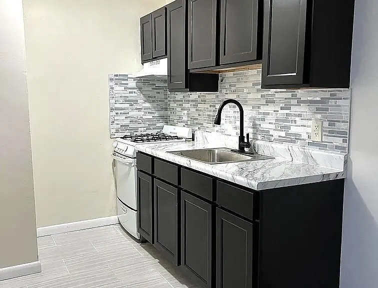 390 Stuyvesant Ave #11 — Photo 1