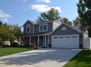 9951 Derby Ln, Mokena, IL 60448