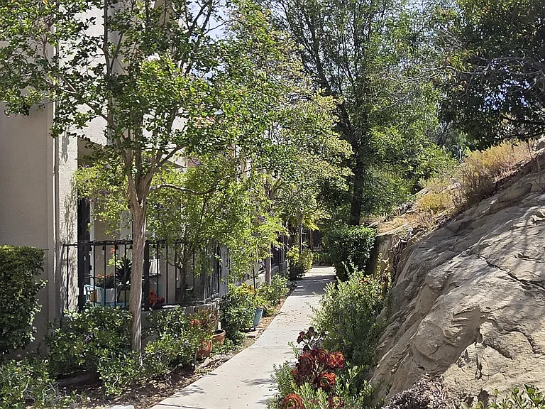22236 Horizon Pl — Photo 2