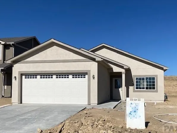 5320 Gannet Ln, Pueblo, CO 81008