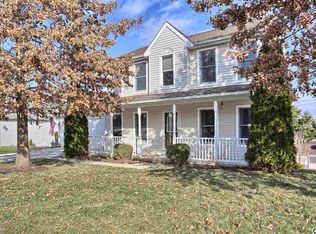 8 Fortuna Ln, Enola, PA 17025