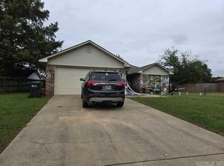 1415 Pyramid Dr, Conway, AR 72034