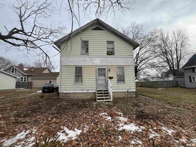 69 N Gold St, Farmington, IL, 61531