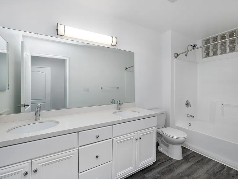 7044 Lanewood Ave — Photo 80