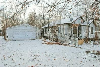 2nd image of 1316 Lewis Ave