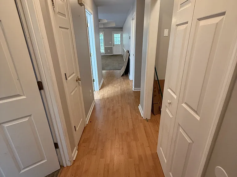 3806 Holland Ct — Photo 8