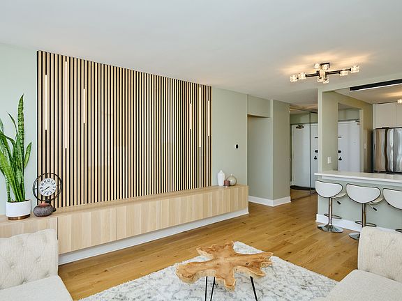 4th image of 5415 N Sheridan Rd APT 1908