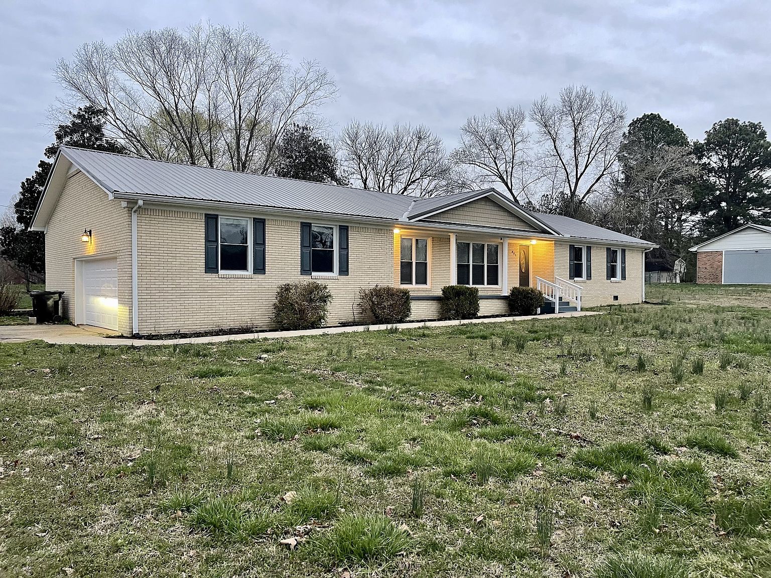 803 Long St, New Johnsonville, TN 37134 Zillow