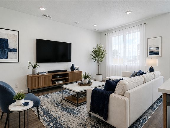 3-bedroom living room (does not include fireplace)