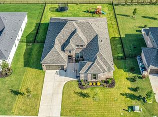 2105 Fox Bend Trce, Gunter, TX 75058