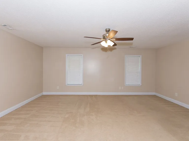 214 Lee Rogers Rd — Photo 26