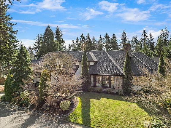 3rd image of 3370 126th Avenue NE