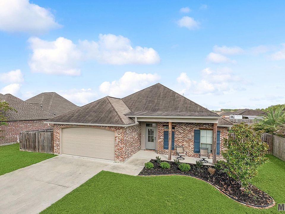1st image of 28268 Lake Lery Dr