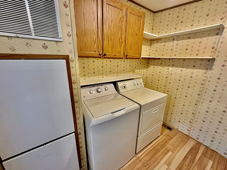 6304 Sundown Dr — Photo 10