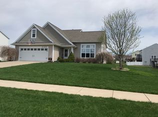 2104 Cider Mill Trl NW, Grand Rapids, MI