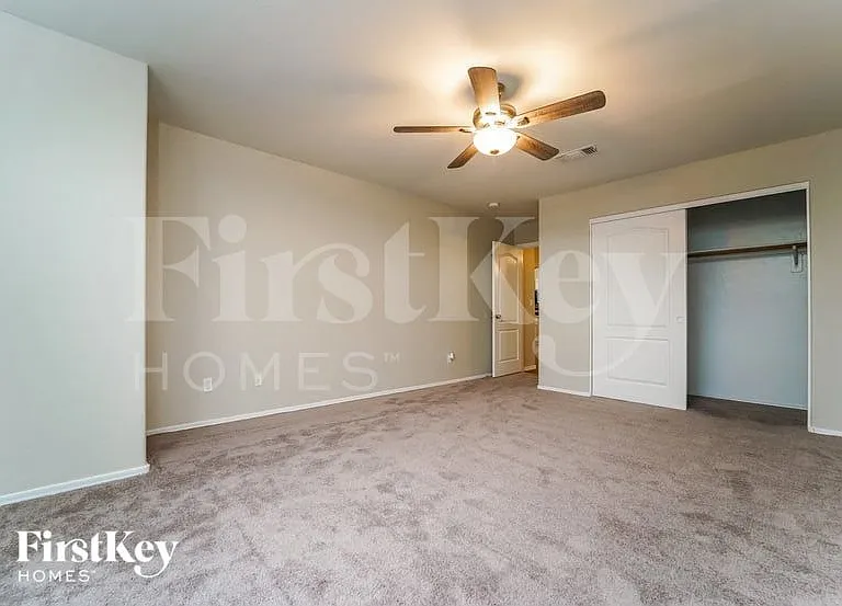 3620 W Bellewood Pl — Photo 11