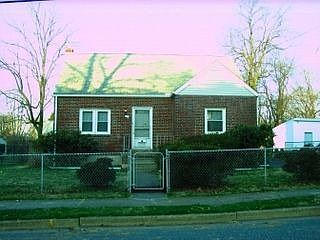 1st image of 111 Linden Ave