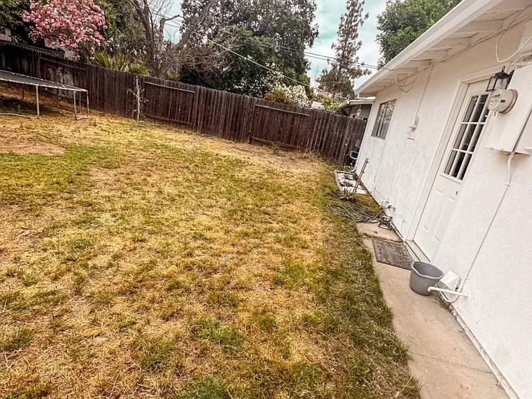 7379 Sandalwood Dr — Photo 10