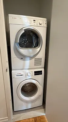 Laundry, photo 1