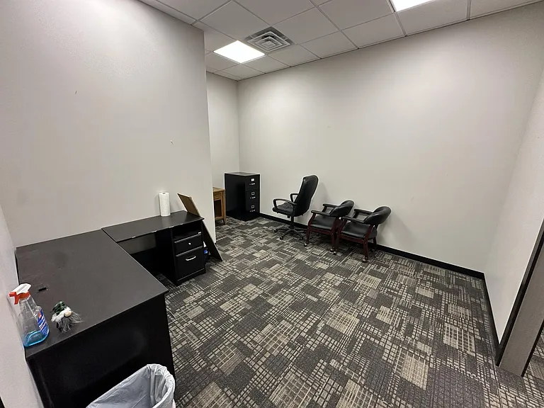 523 S Main St #1 — Photo 9