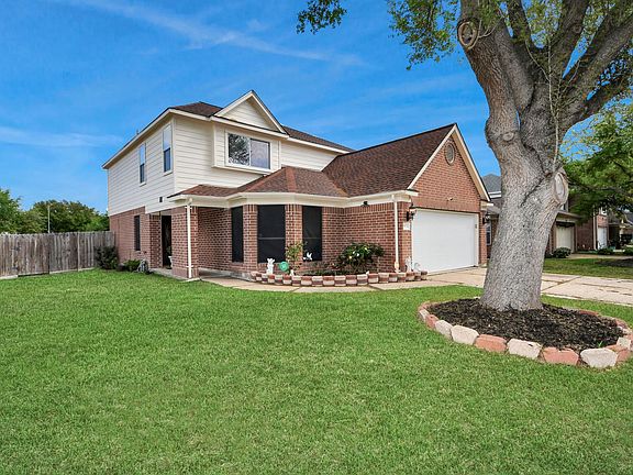 3rd image of 18254 River Sage Dr