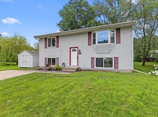 825 10th Ave SW, Forest Lake, MN 55025