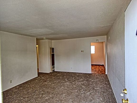 2nd image of 115 Curry Dr APT 1