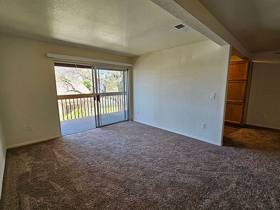4th image of 224 Avocado St APT 3
