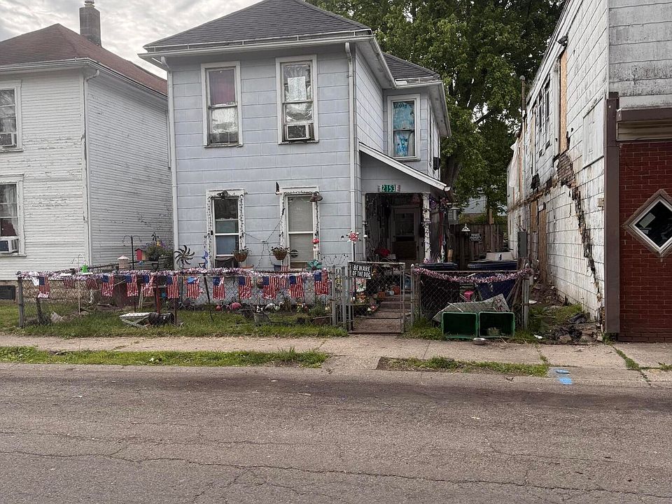 1st image of 2153 Larch St